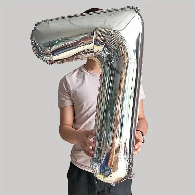 Balon Cifra 7 Din Folie Aluminiu, Pentru Aer Sau Heliu, Cu Agatatoare Si Pai Umflare Inclus, Argintiu, 81 cm