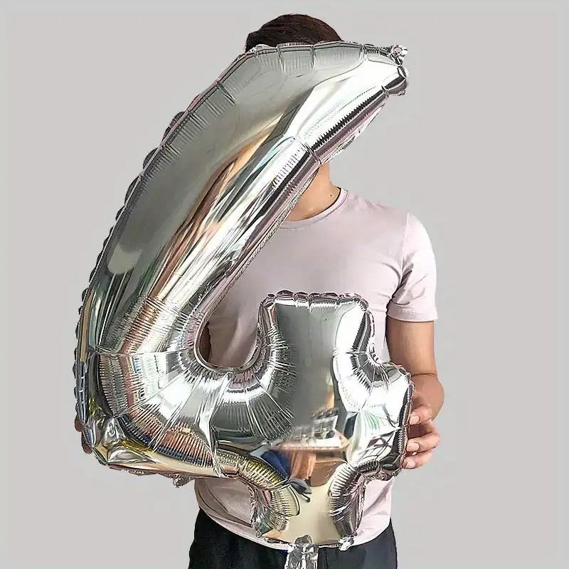 Balon Cifra 4 Aniversar, Balon din Folie de Aluminiu pentru Aer sau Heliu, Reutilizabil cu Pai de Umflare Inclus, Argintiu, 81 cm