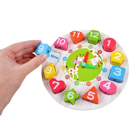 Jucarie Educativa Montessori, Ceas Girafa pentru Invatare Timp si Forme Geometrice, Lemn Masiv, 12 Piese, 17 cm, Multicolor, +36 Luni