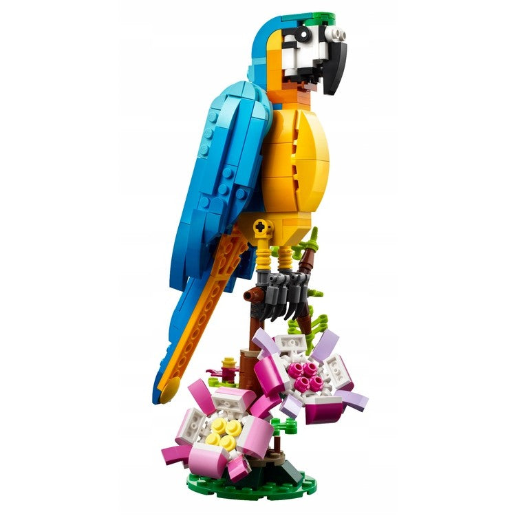 Lego Creator Set de Constructie Papagal Exotic 31136, Jucarie Interactiva cu Aripi si Coada Mobile, Plastic, 360 Piese, Multicolor, +7 Ani