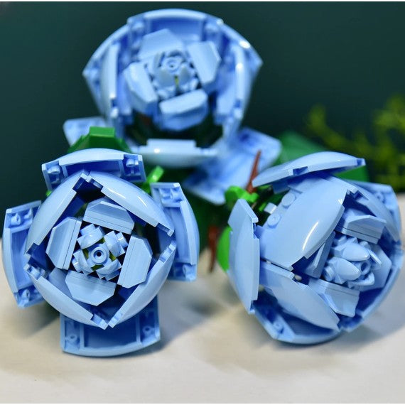 Set de Construcție Trandafiri, Buchet de Flori Albastre în Cutie Albă, Jucărie Creativă DIY, 20.5 x 19.5 cm