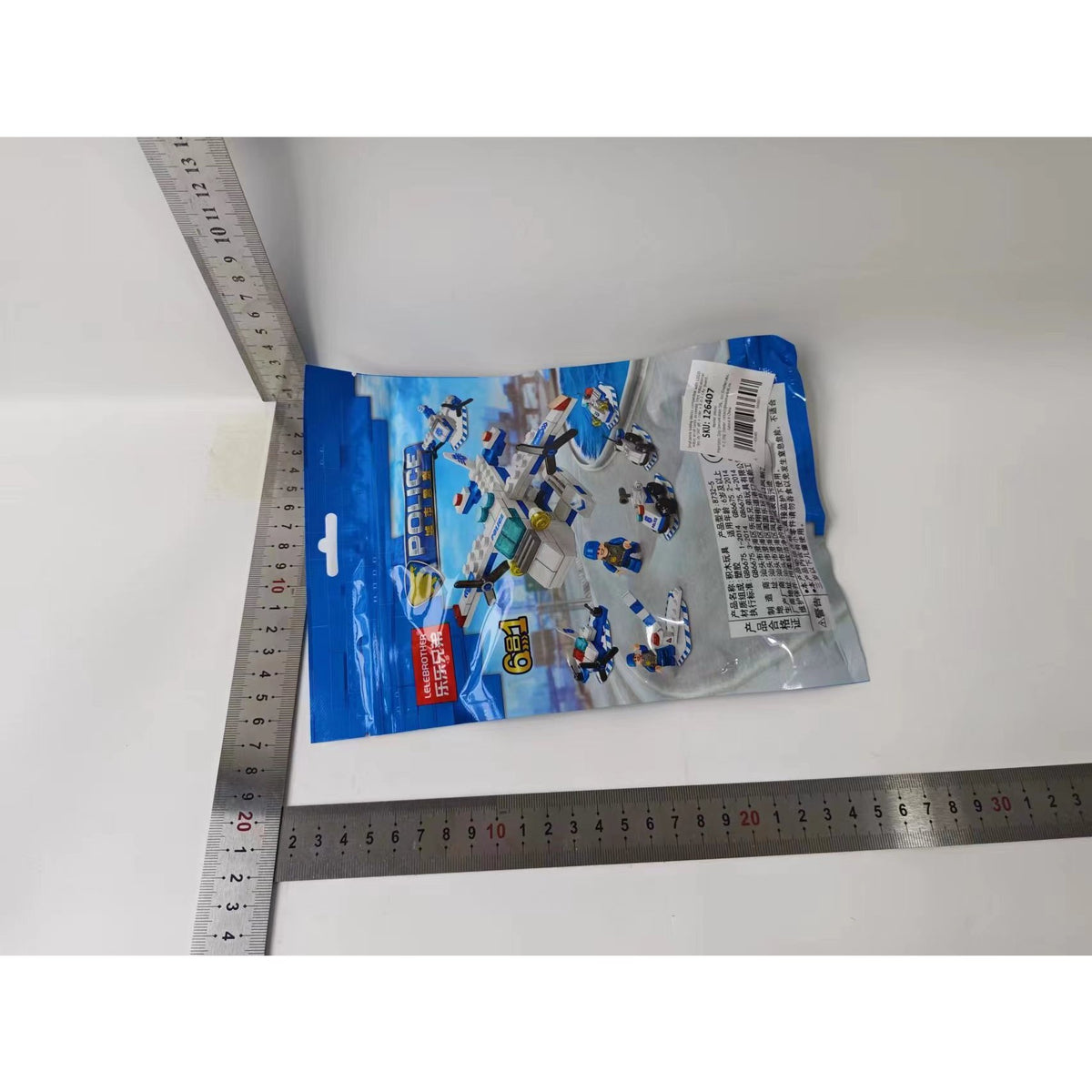 Set de Constructie Blocuri Tip Lego, Avion si Masina de Politie sau Ambulanta 6in1, 137 Piese, Multicolor