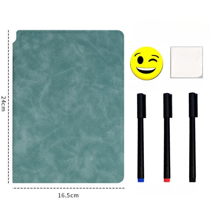 Agenda A5 Reutilizabila cu Pagini Tip Tabla si Stergere Uscata, Caiet Reutilizabil din Piele Ecologica, Set 6 Piese cu 3 Markere, Burete si Laveta, 24 x 16.5 cm, Verde