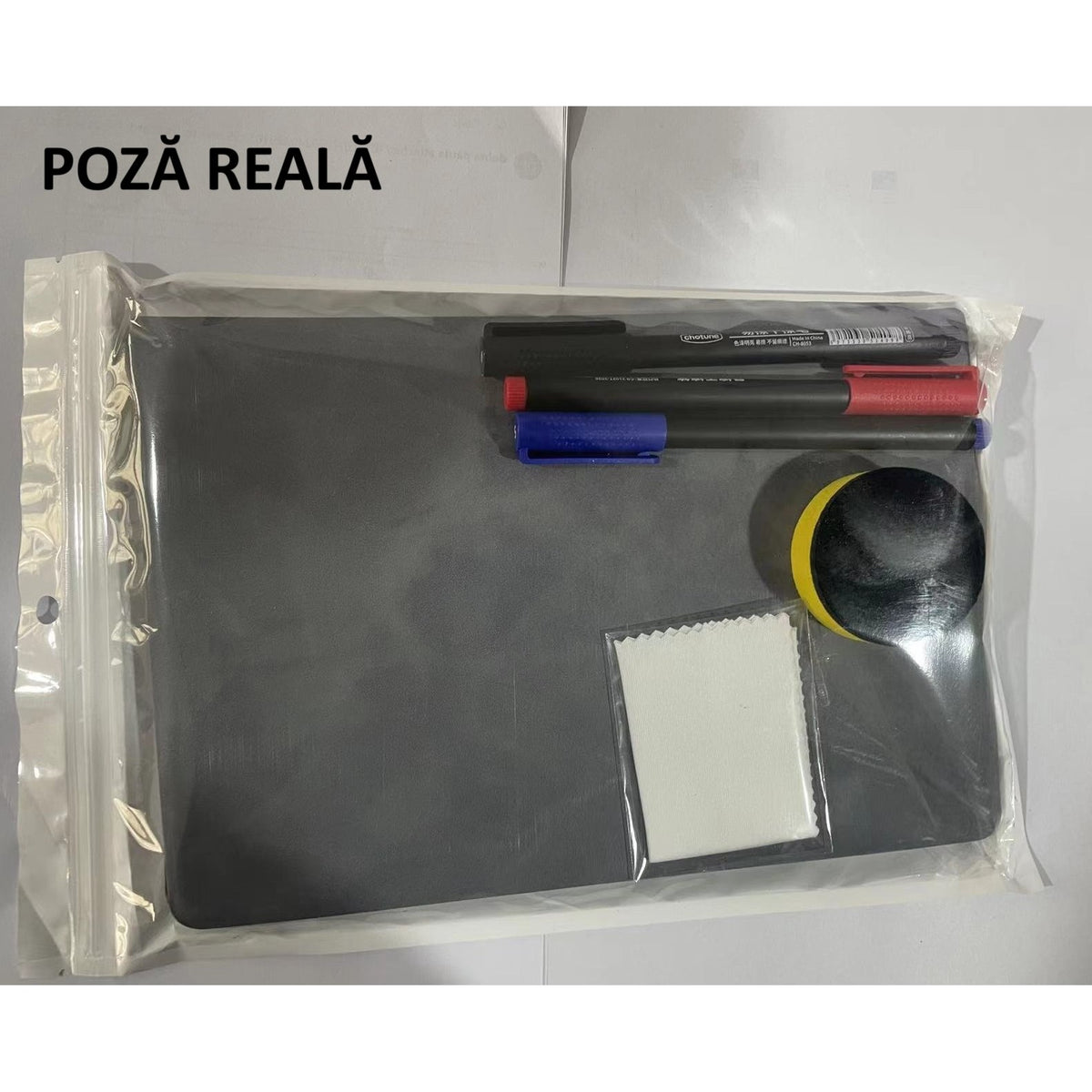 Agenda Reutilizabila A5 cu Pagini Tip Tabla, Stergere Uscata, Coperta Piele Ecologica, Include 3 Markere, Burete si Laveta, 24 x 16.5 cm, Maro