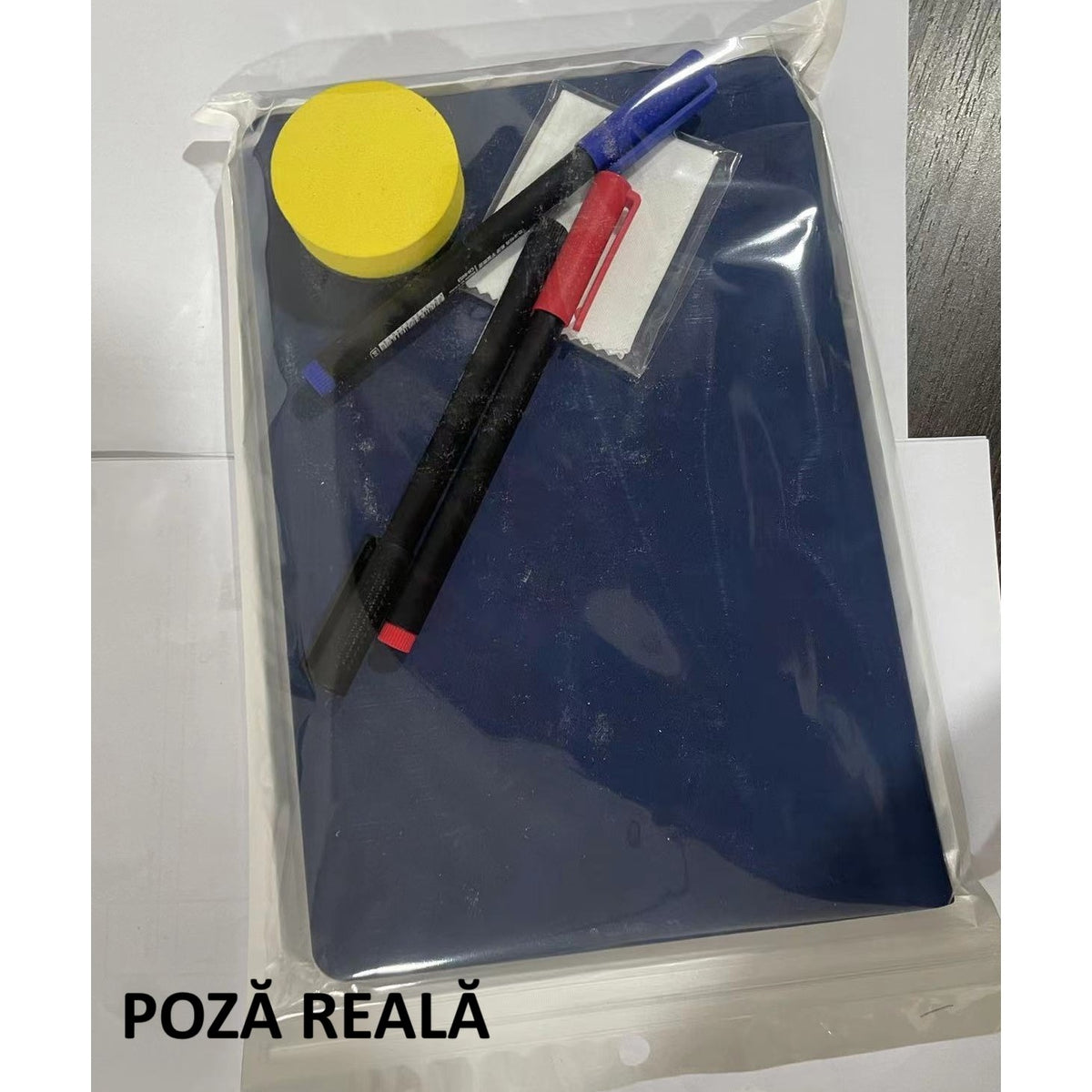 Set Agenda A5 Reutilizabila, Pagini Tip Tabla cu Stergere Uscata, Coperta Piele Ecologica, Include 3 Markere, Burete si Laveta, 24 x 16.5 cm, Albastru