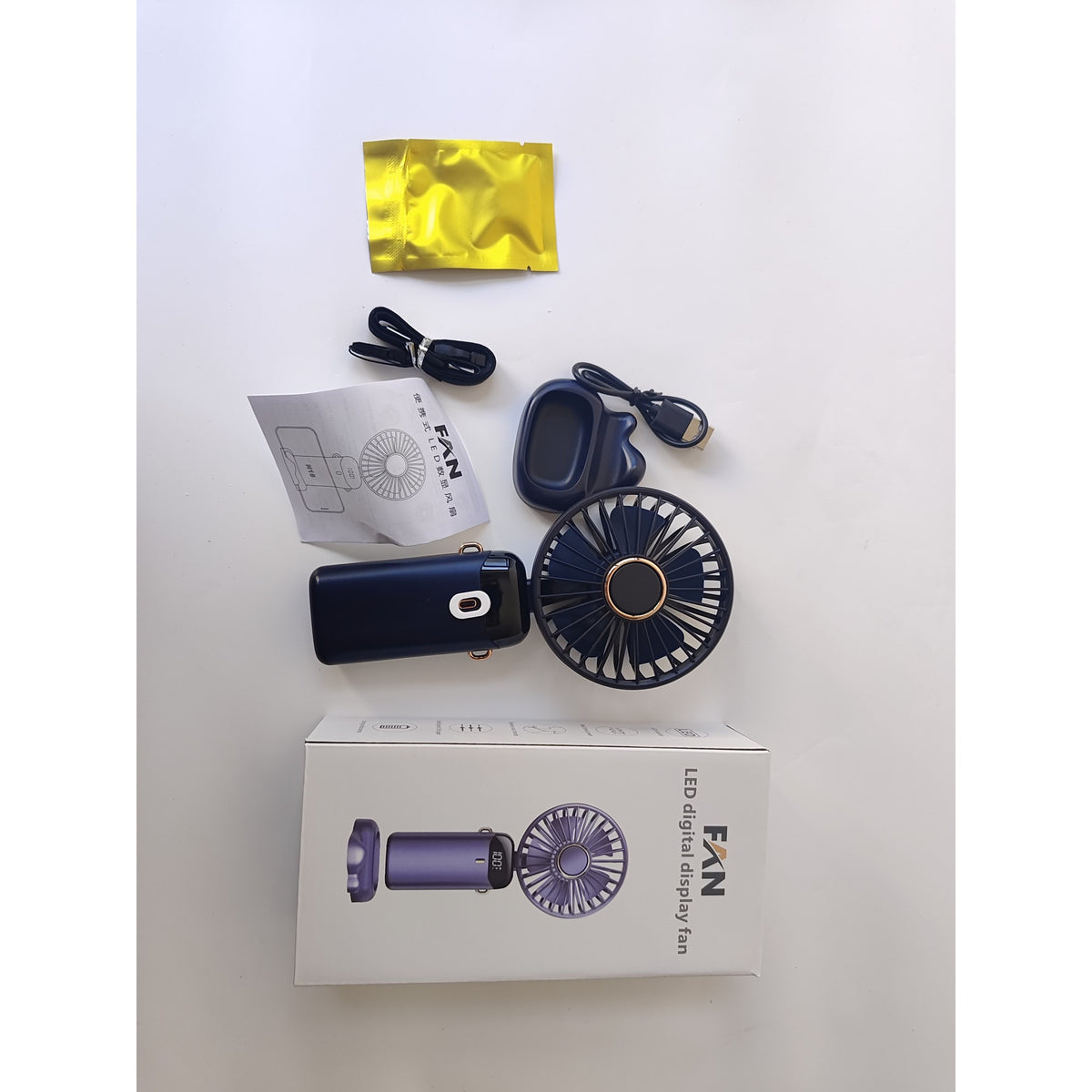 Ventilator Portabil 3 in 1 cu Aromaterapie, Ecran LCD, 5 Trepte de Viteza, Pliabil pentru Mana, Birou sau Gat, Incarcare USB, Autonomie 12h, Albastru