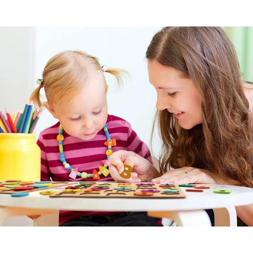 Tabla din Lemn Montessori, Berbis, Educatie Timpurie Alfabet, 26 Litere Lemn, +18 Luni, 20 x 20 cm, Vopsea pe Baza de Apa, Multicolor