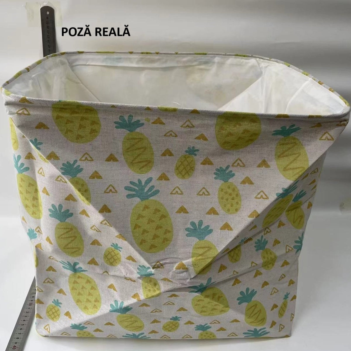 Cutie Depozitare Pliabila Pentru Haine Si Jucarii, Organizator Impermeabil Cu Snur Si Manere, Bumbac Si PE, 100 L, 50x50x40cm, Model Ananas, Galben