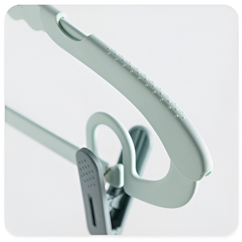 Set 10 Cleme pentru Haine si Pantaloni, Agrafe Atasabile la Umerase, Plastic Rezistent, 1.6x2.3x6.35 cm, Verde