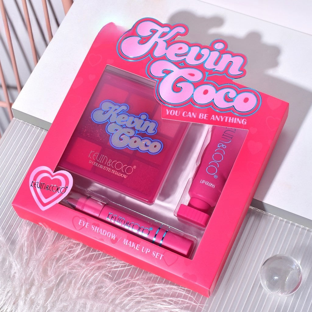 Kevin & Coco Set Machiaj Pink Hearted, Paleta 9 Farduri de Ochi Mate si Sidefate, Ruj Lichid Gloss si Ruj Tip Creion, Roz, 3 Piese, 15.5 x 13 x 3.4 cm