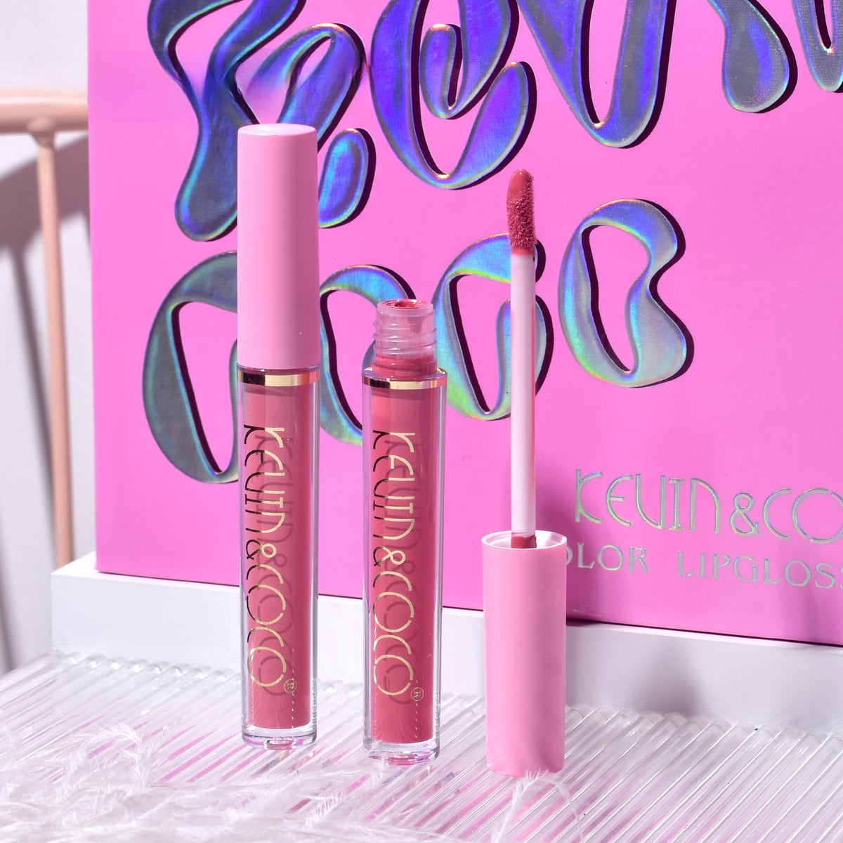 Kevin & Coco Set de Buze Pink Girl, Kit cu 6 Gloss-uri de Buze Lichide, Efect Catifelat si Lucios, Formula Cruelty-Free, Nuante Roz si Maro, 10.2 ml