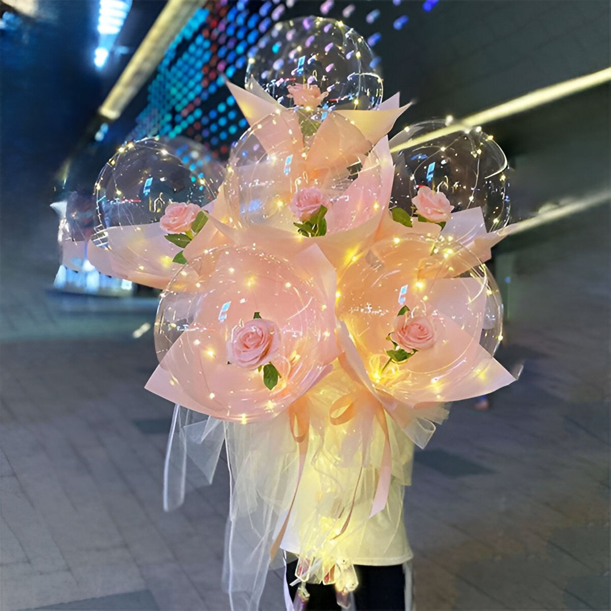 Trandafir Artificial in Balon Transparent cu Lumini LED, Tip Buchet Decorativ, Banda 3 m, Diametru 35 cm, Roz