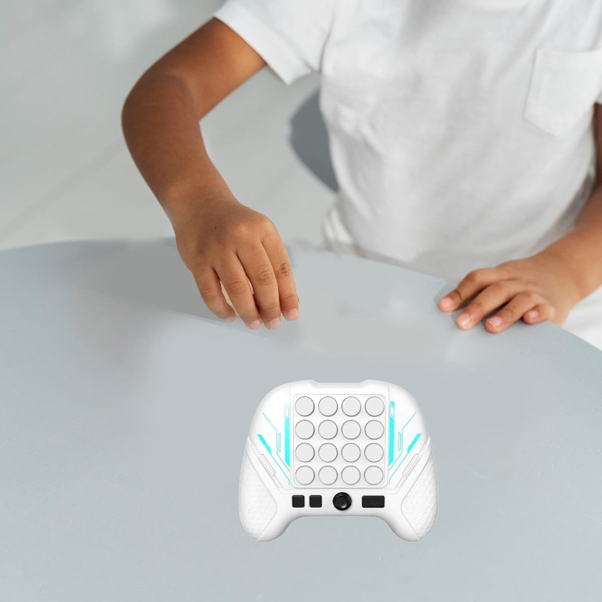 Jucarie Interactiva Pop It, Consola Joc Anti-Stres cu 5 Moduri de Joc, Sunete si Lumini LED, Material ABS si Silicon, Design Controller, Alb, +3 Ani