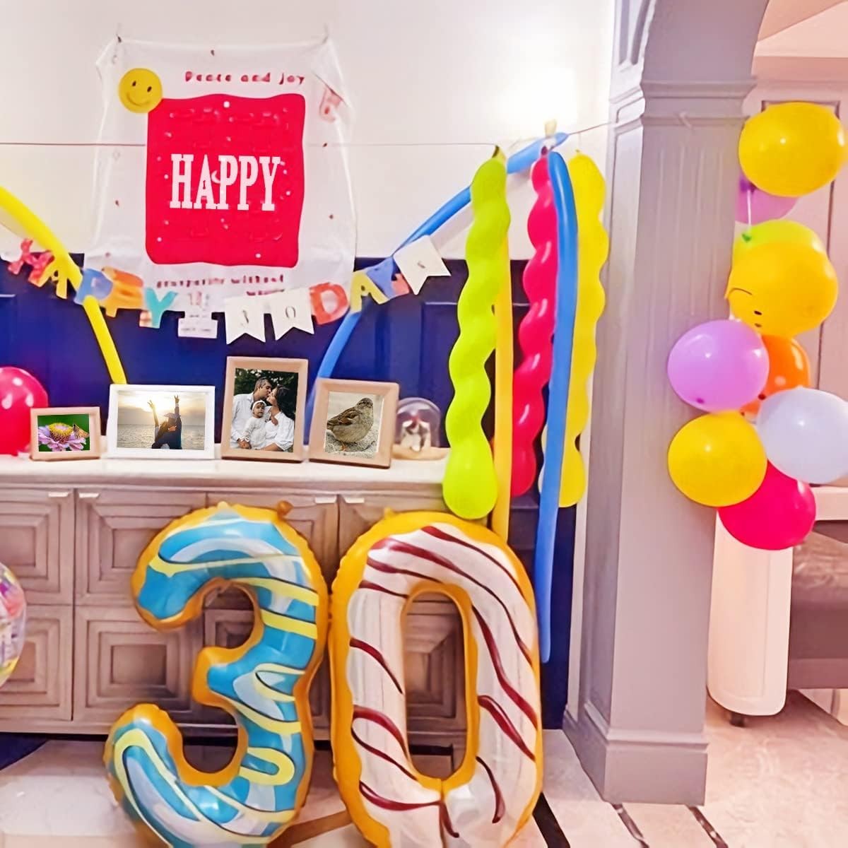 Balon Aniversar Cifra 0, Figurina din Folie Metalizata, Imprimeu Gogosi Candy Bar, Umflare Aer sau Heliu, 100 cm, Multicolor, Pai Inclus