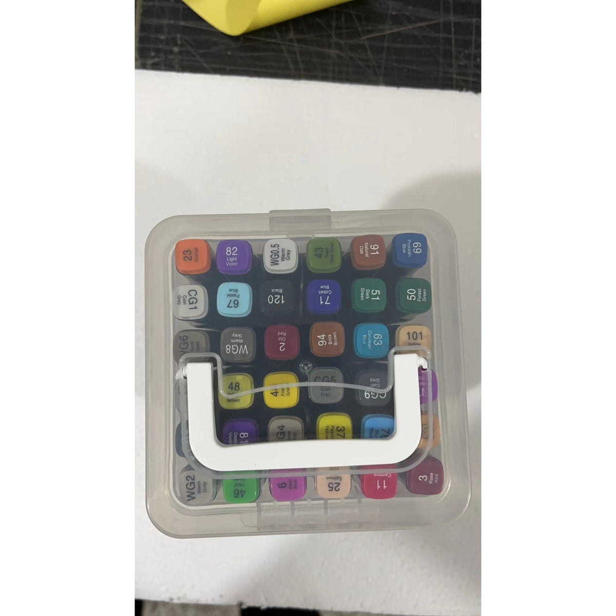 Twin Touch Set Markere Cu Alcool Pentru Artisti, Carioci Profesionale Cu Doua Capete, Cutie Plastic Cu Maner, Multicolor, 36 Bucati