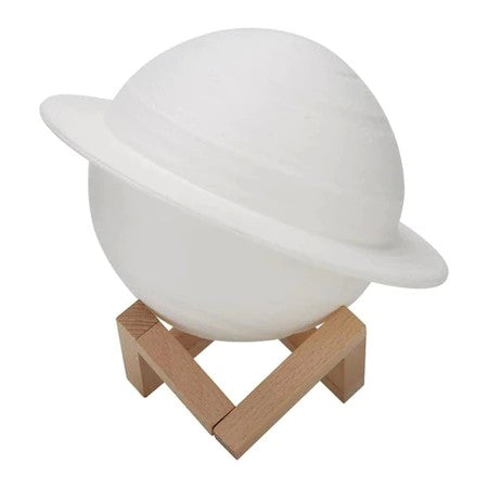 Lampa de Veghe Saturn 3D, Iluminare LED Ambientala, Design Astronomie, Alimentare Baterii, Stand din Lemn inclus, 15 cm, Alb Cald