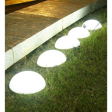 Lampi Solare pentru Gradina in Forma de Ciuperca, Set 5 Bucati, Lumina Alb Rece 6000K, Autonomie 10 Ore, Material Plastic, Inaltime 16 cm