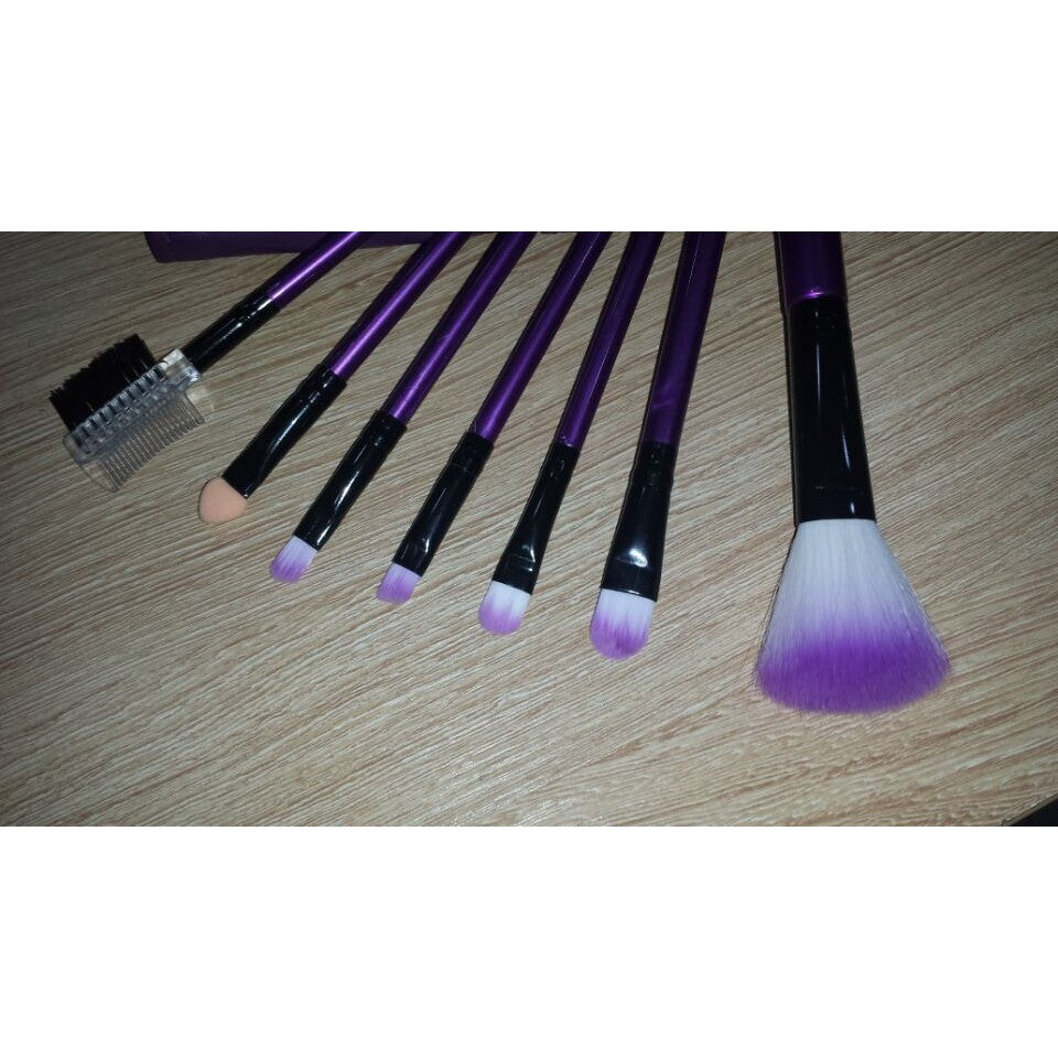 Set 7 Pensule de Machiaj Portabile, Peri din Silicon Moale și Plastic, pentru Aplicare Produse Cosmetice și Îngrijirea Feței, cu Husă de Depozitare, Mov