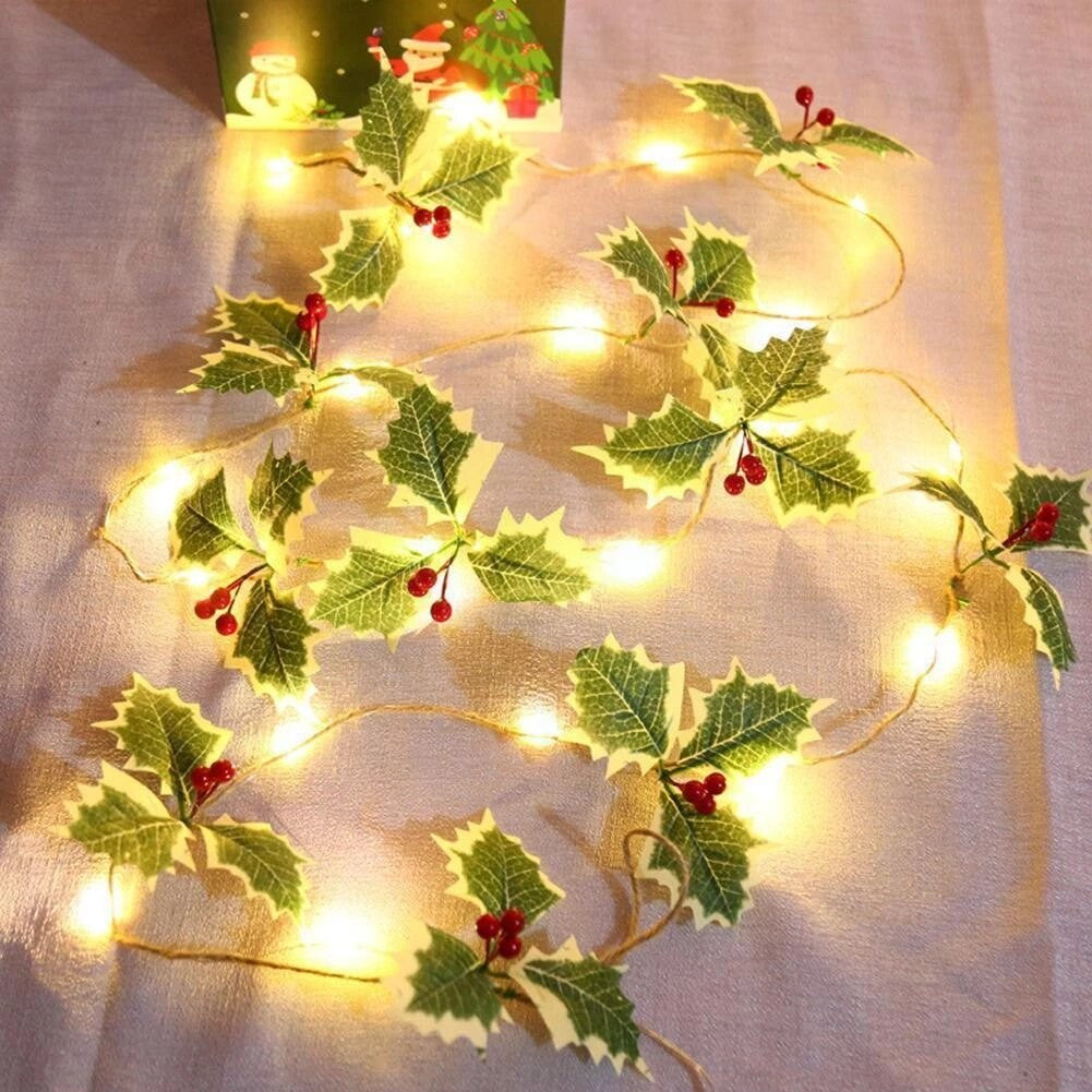 Instalatie Craciun cu 20 LED-uri, Decoratiune Luminoasa Tip Fructe Rosii, Alimentare Baterii, Plastic si Cupru, 2 m, Alb Cald