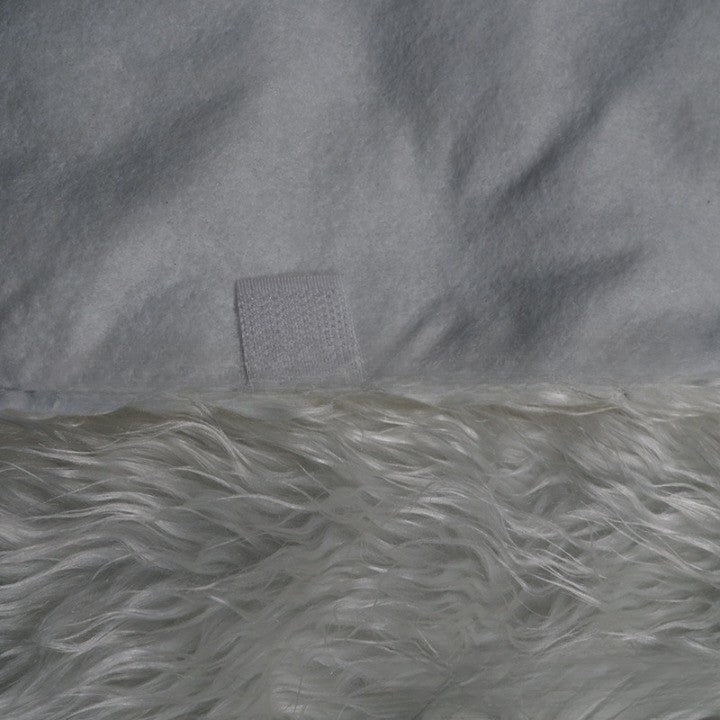 Covor Pentru Bradul De Craciun White Haipai, Blanita Artificiala Premium, Grosime 7 cm, Textura Pufoasa, Alb, Diametru 78 cm
