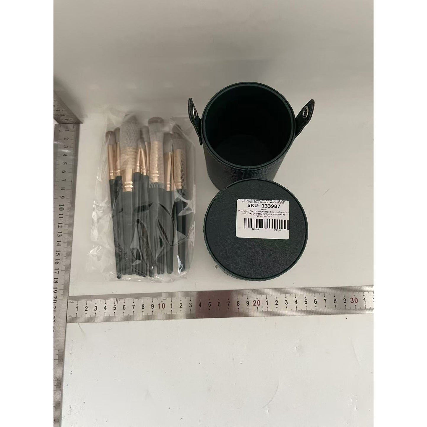 Set 14 Pensule Machiaj Profesionale cu Peri Moi, Kit Complet pentru Ten si Ochi, Suport de Depozitare Inclus, Verde, 15 Piese