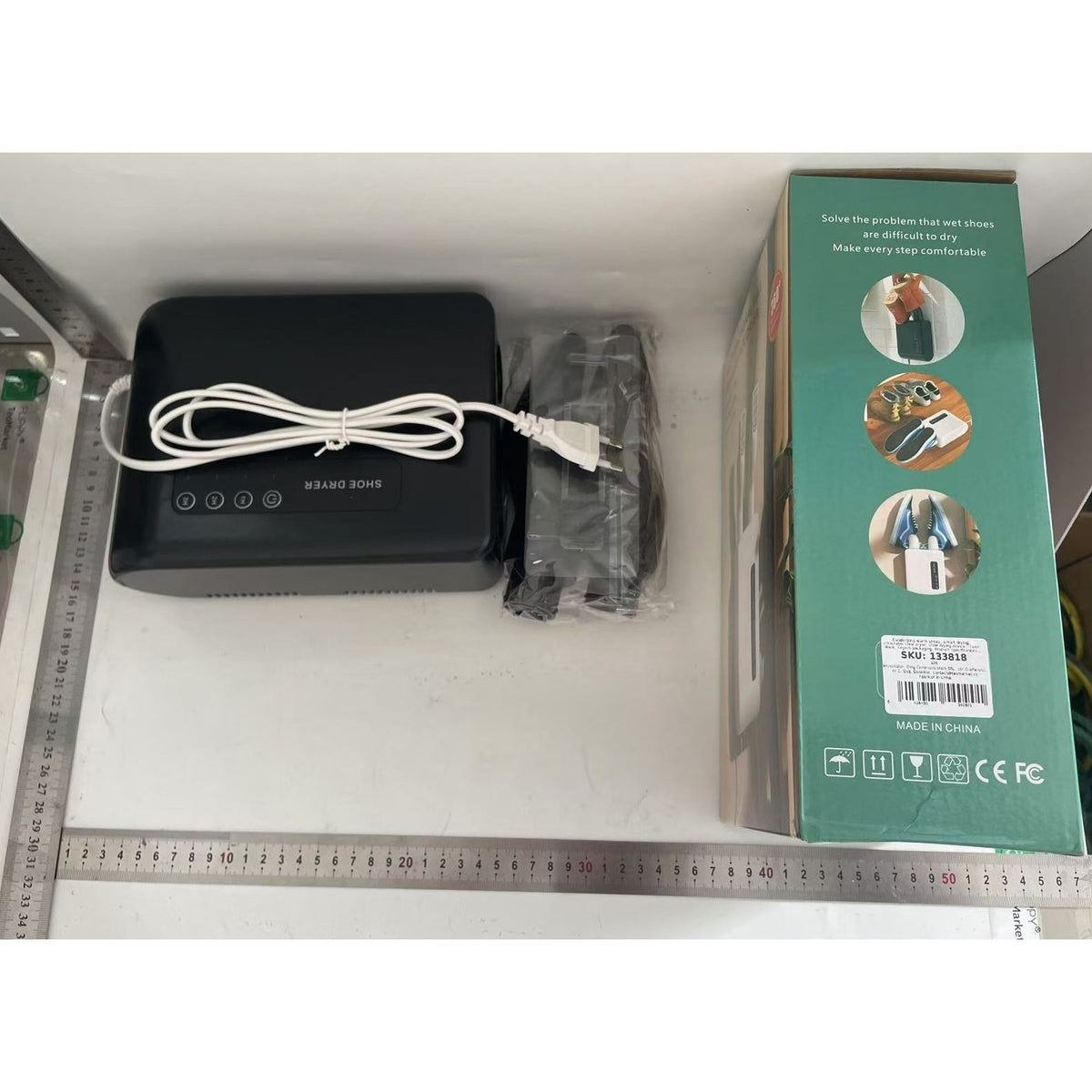 Uscator de Pantofi Electric cu Dezinfectie UV si Ozon, Functie Dezodorizare si Uscare cu Aer Cald, Montaj pe Perete Fara Perforare, Timer 3 Trepte, Silentios 41 dB, PVC, Verde