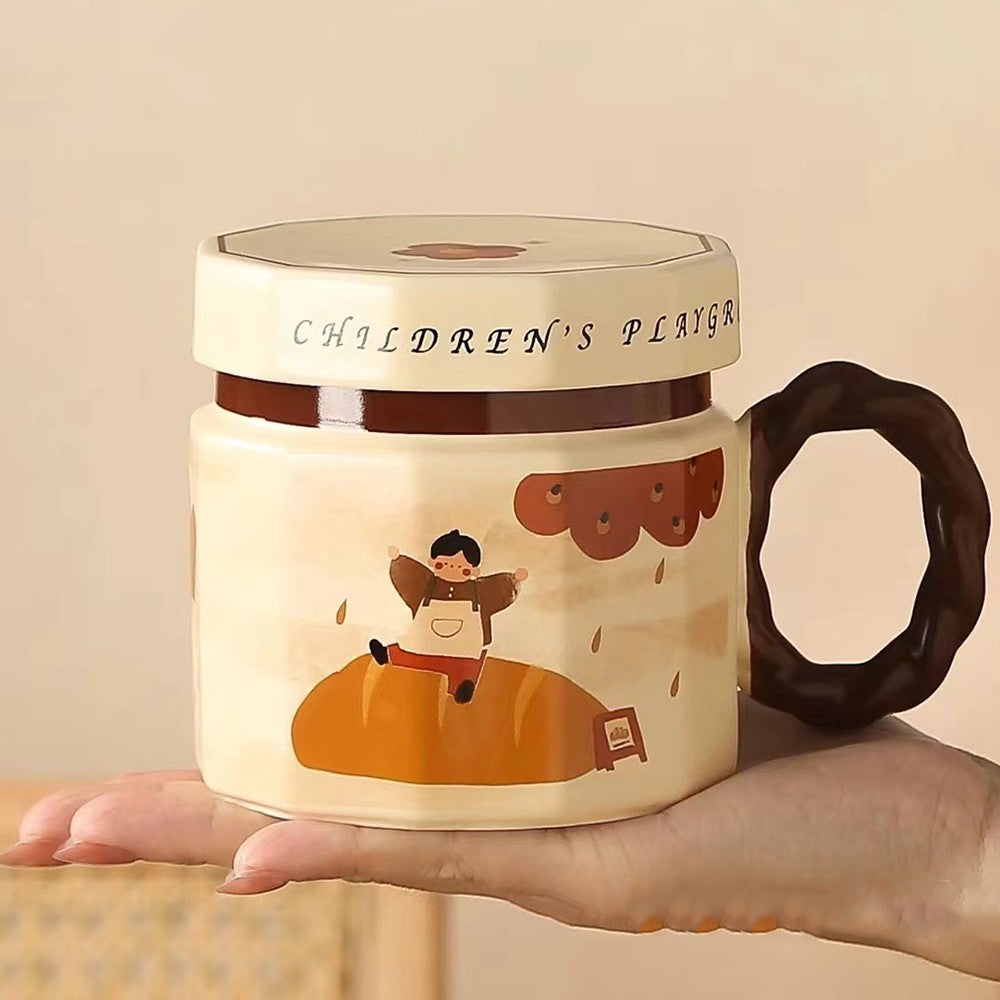 Cana Ceramica pentru Cafea si Ceai cu Capac, Model Baietel, Unisex, Ceramica, 400 ml, 9 x 8 x 8 cm, Bej
