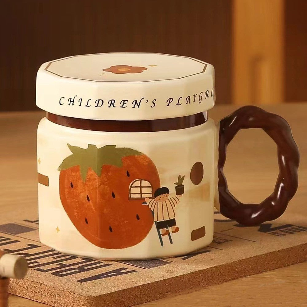 Cana din Ceramica pentru Cafea si Ceai, Model Capsuna, Cana Universala cu Capac, Design Unisex, 400 ml, Bej, 9 x 8 x 8 cm