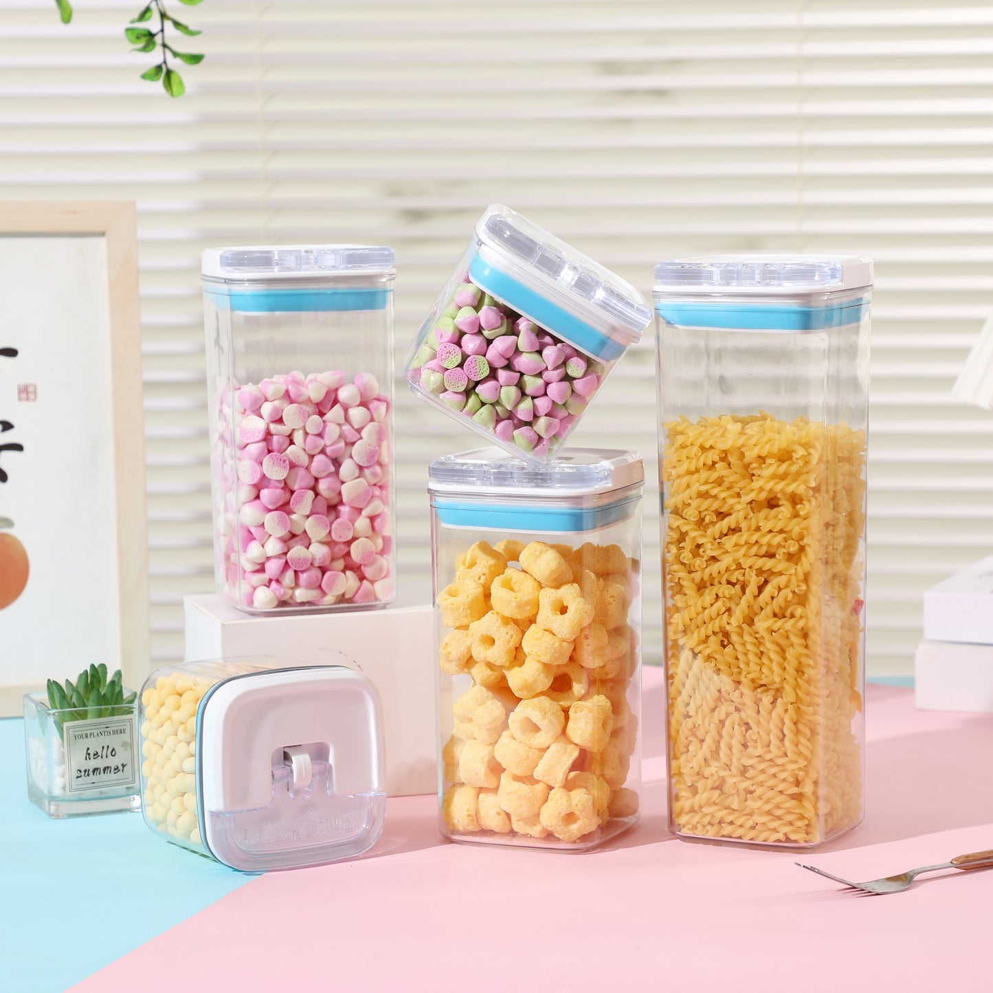 Set 5 Cutii Depozitare Alimente si Cereale, Recipiente Hermetice pentru Organizare Bucatarie, Plastic Transparent cu Capac Albastru si Alb, 5 Piese: 1x0.5L, 2x0.8L, 1x1.2L, 1x1.9L