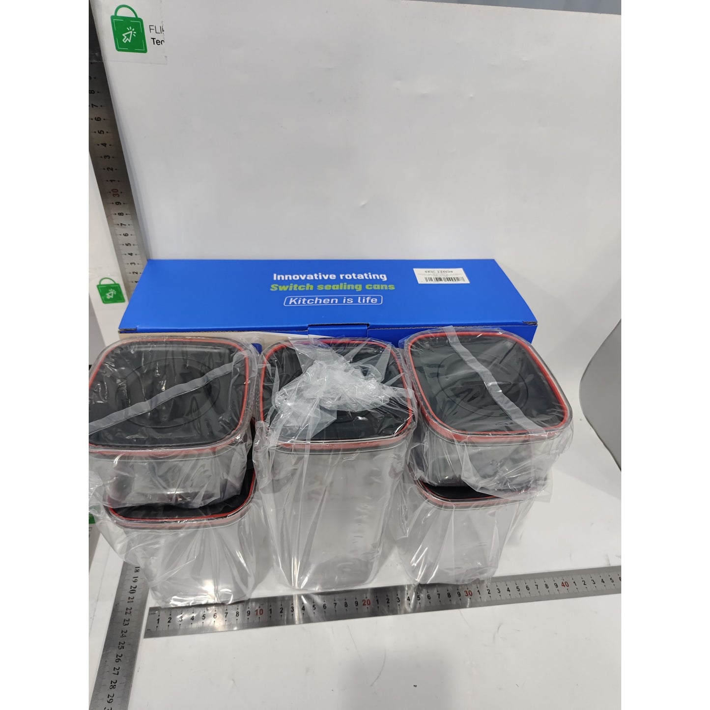 Set 5 Recipiente Depozitare Alimente si Cereale, Containere Etanse cu Capac Flip, Plastic Transparent cu Garnitura Silicon, Stivuibile pentru Camara, Negru, 5 Piese