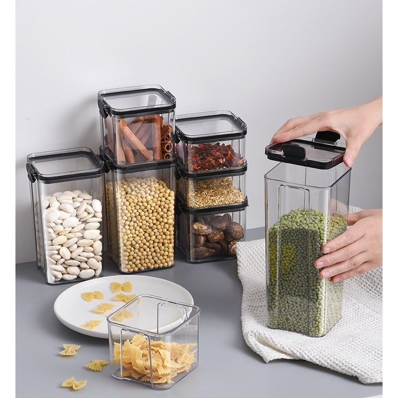 Set 4 Recipiente Pentru Depozitare Alimente, Inchidere Ermetica Si Design Stivuibil, Plastic Transparent Fara BPA, 1 x 460 ml, 2 x 700 ml, 1 x 1300 ml