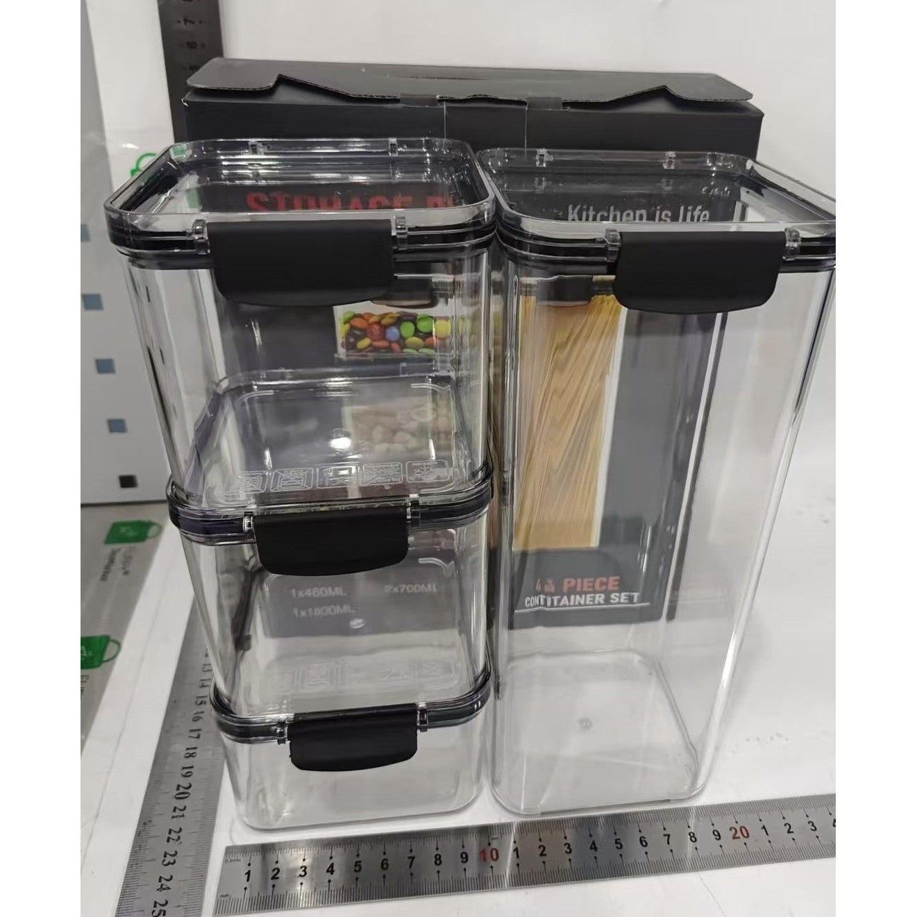Set 4 Recipiente Pentru Depozitare Alimente, Inchidere Ermetica Si Design Stivuibil, Plastic Transparent Fara BPA, 1 x 460 ml, 2 x 700 ml, 1 x 1300 ml