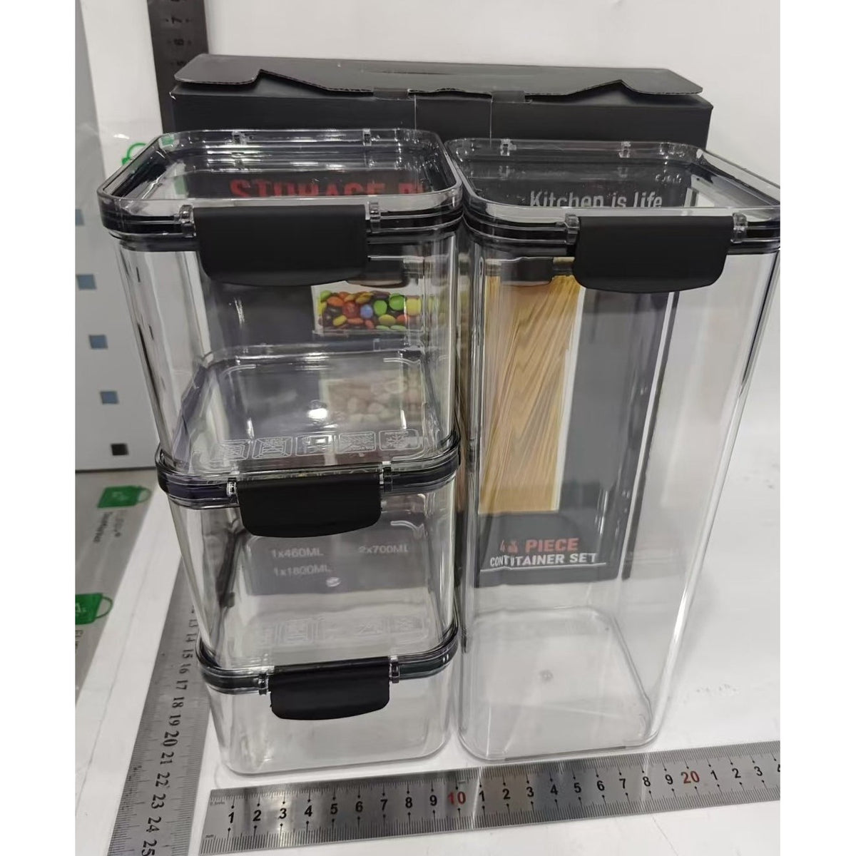 Set 4 Recipiente Pentru Depozitare Alimente, Inchidere Ermetica Si Design Stivuibil, Plastic Transparent Fara BPA, 1 x 460 ml, 2 x 700 ml, 1 x 1300 ml