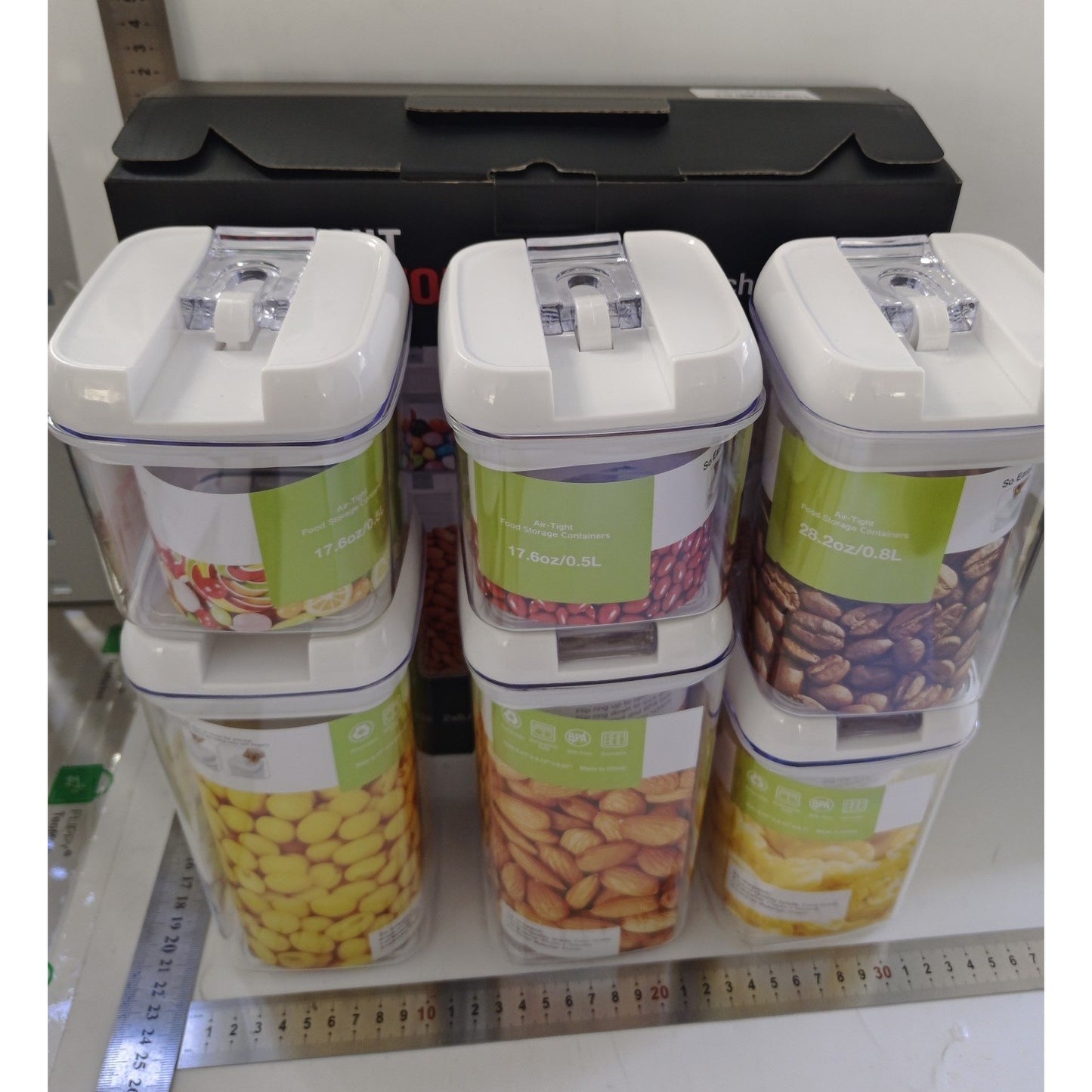 Set 6 Recipiente pentru Depozitare Alimente, Inchidere Ermetica si Design Stivuibil, Plastic Transparent, Capace Albe, 2 x 0.5L, 2 x 0.8L, 2 x 1.2L