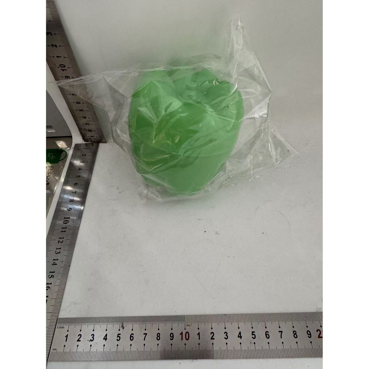 Cutie Alimentara Pentru Depozitare Si Prospetime, Model Ardei Cu Inchidere Prin Rasucire, Plastic Durabil, 350 ml, 9.8 x 9.8 x 10.7 cm, Verde
