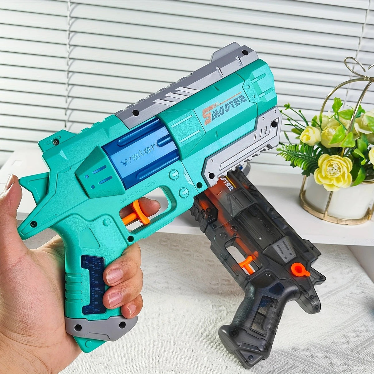 Pistol de Jucarie cu Apa S-Shooter, Mecanism Manual de Tragere, Design Ergonomic pentru Copii, Plastic Rezistent, 23 x 14.5 cm, Verde/Albastru