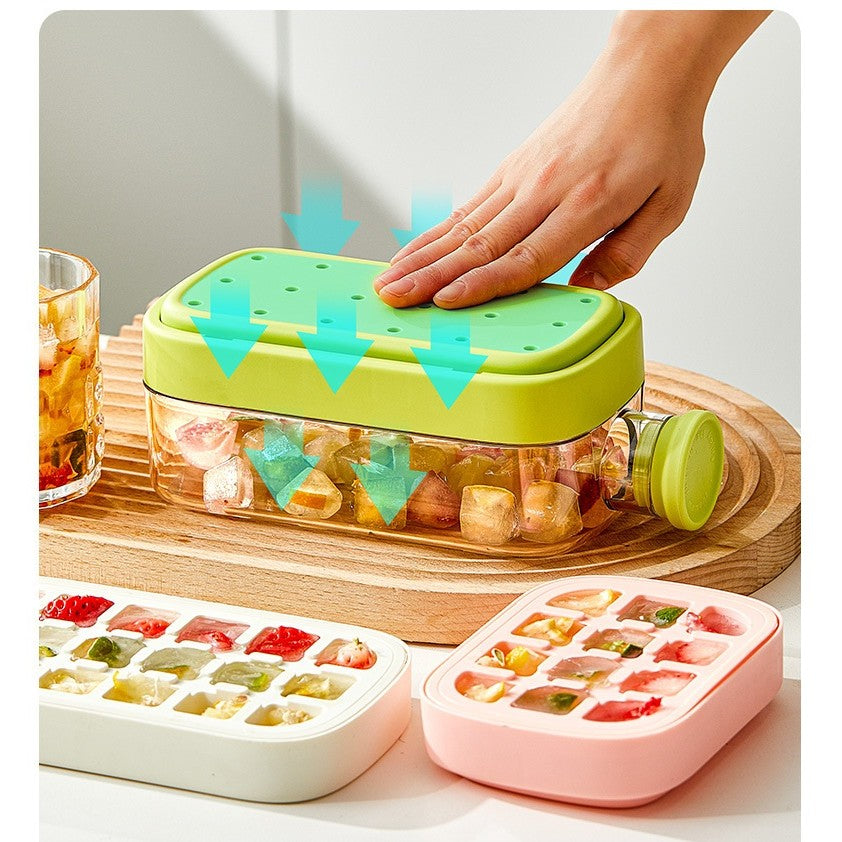 Formă De Gheață 2în1 Tip Sticlă Cu Pai, Recipient Portabil Pentru 12 Cuburi, Eliberare Prin Presare, Silicon Și ABS, 500 ml, Alb, 16.3 x 10.8 x 8 cm