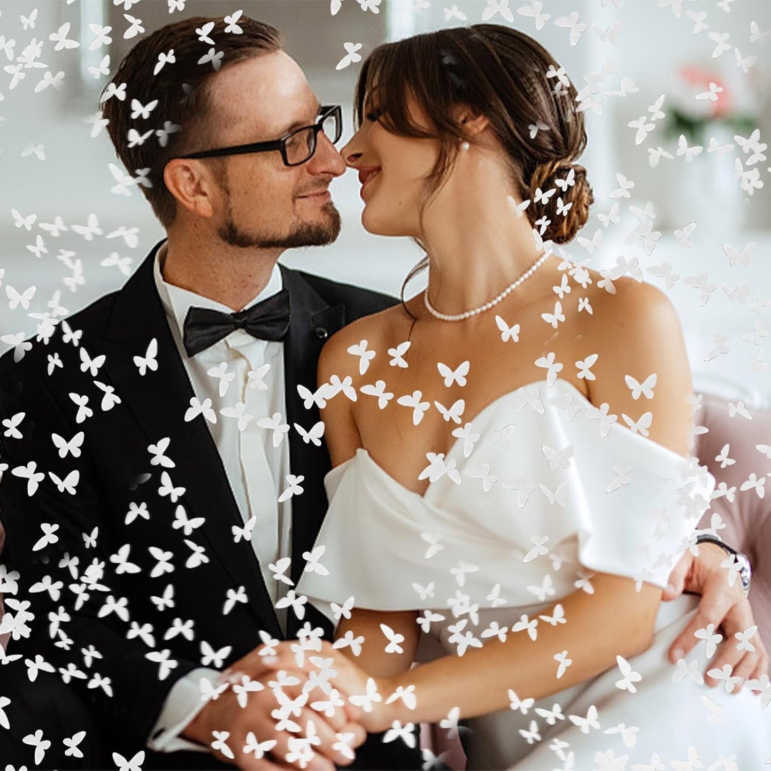 Tun de Confetti cu Model Fluturi, Actionare Manuala prin Rasucire, Ideal pentru Nunti si Botezuri, Hartie, Alb, 40 cm