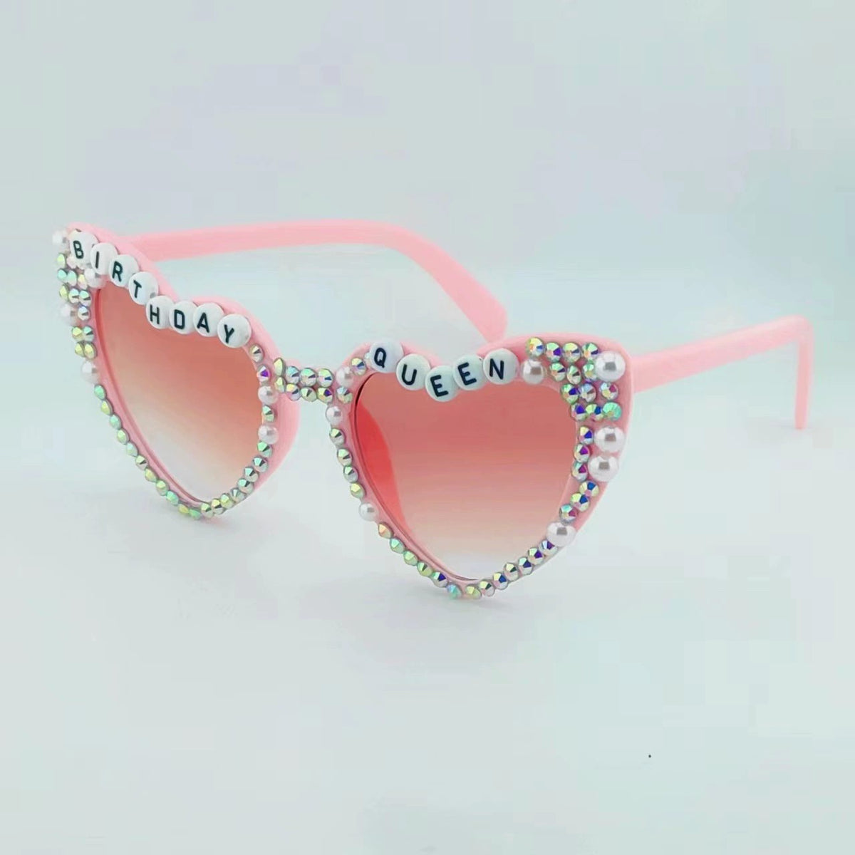 Ochelari Decorativi Birthday Queen, Accesorii Petrecere Burlacite si Aniversari, Rama cu Perle si Diamante, Policarbonat, 15.3 x 5.7 x 14.5 cm, Roz