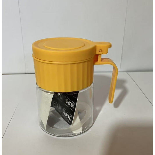 Recipient Condimente cu Mâner și Linguriță, Borcan pentru Mirodenii cu Capac Ajustabil Tip Solniță, Sticlă și PP, 180 ml, 10.6 x 7 cm, Galben