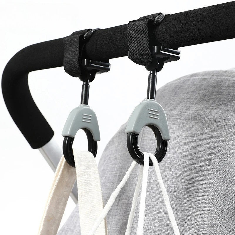 Set 2 Carlige pentru Carucior, Cap Rotativ 360 Grade, Suport Sacoșe și Genți, Plastic cu Prindere Velcro, Sarcina 2 kg, Negru