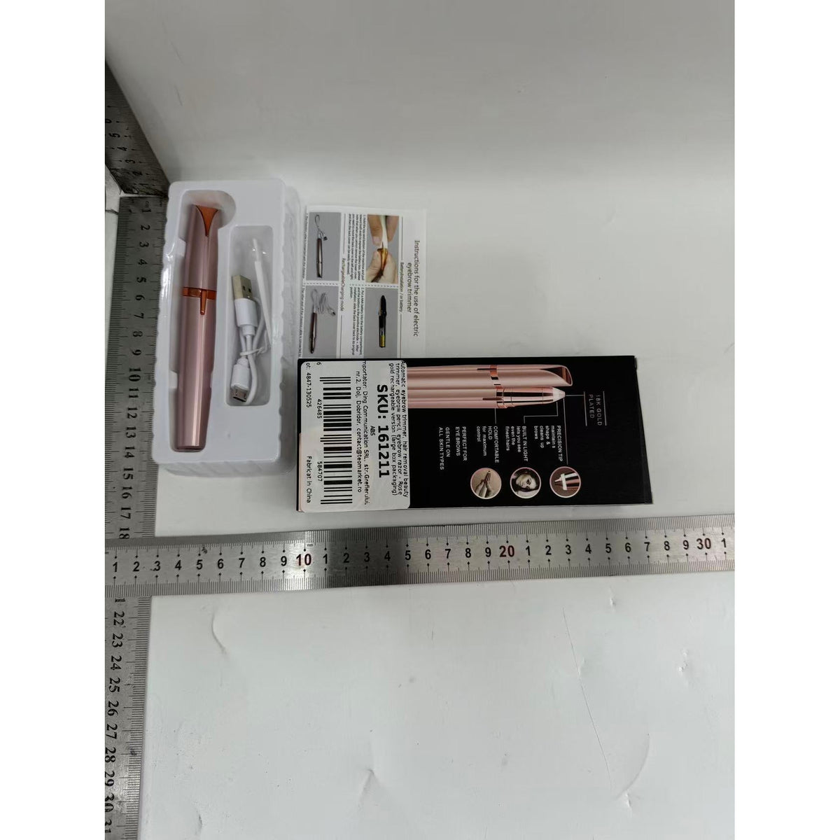 Trimmer Facial Pentru Sprancene Si Fata, Reincarcabil USB, Portabil Fara Fir, Lame Otel Inoxidabil, ABS, 1.5 x 13 cm, Roz Auriu