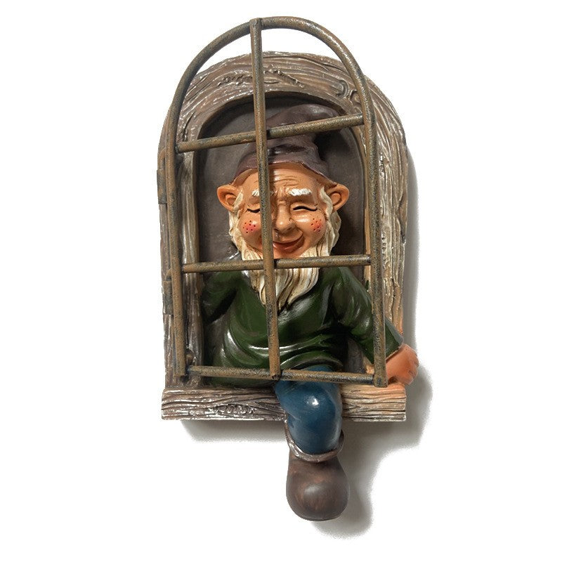 Decoratiune Gradina Model Elf la Fereastra, Statuie Figurina pentru Pom sau Perete, Rasina Rezistenta la Intemperii, 14.5 x 8 x 15 cm, Maro