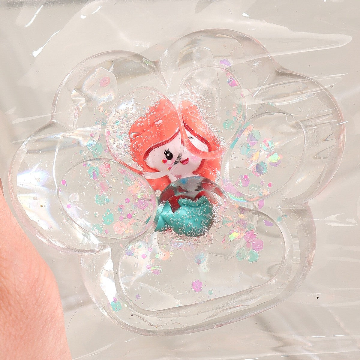 Jucarie Antistres Squishy, Labuta de Pisica Pufoasa cu Revenire Lenta, Model Printesa, Material TPR Flexibil, 7 x 6.5 cm, Multicolor