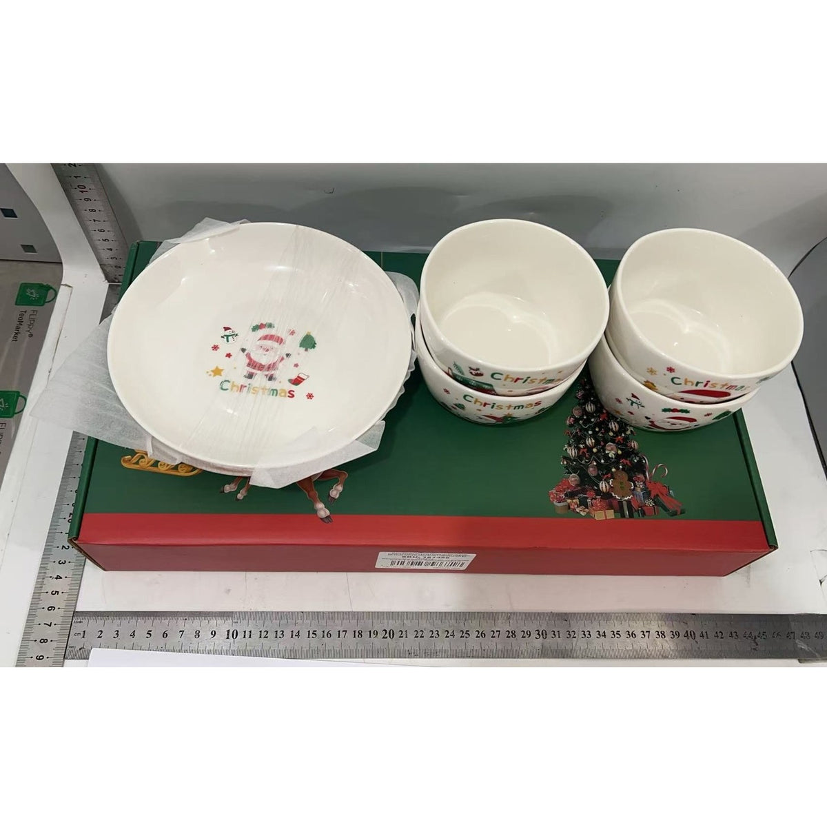 Set Vesela Festiva Craciun, Set Cadou Masa Sarbatori, Din Ceramica, 4 Boluri 300 ml si 2 Farfurii 18 cm, Model 2, Multicolor, 6 Piese