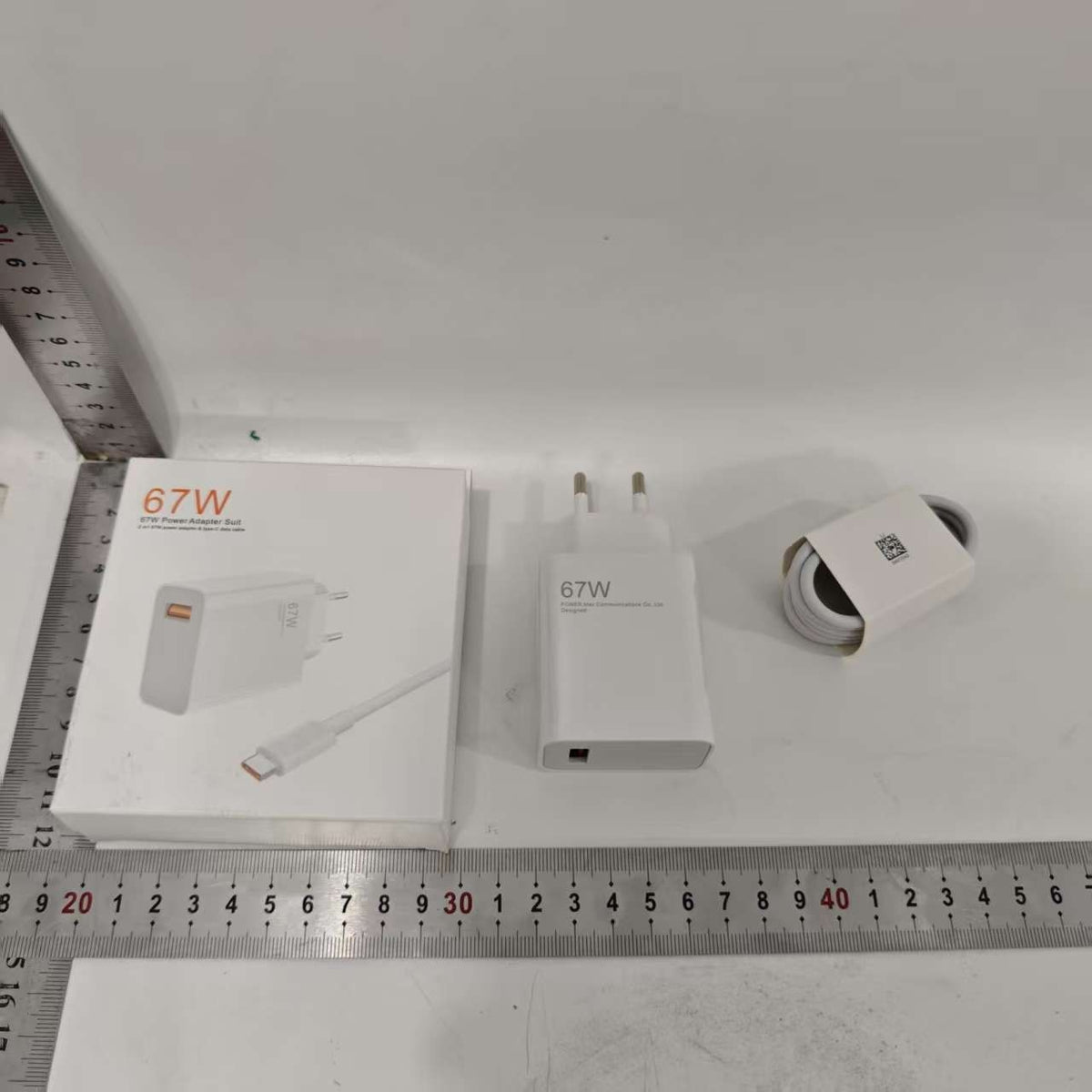 Incarcator Retea Fast Charge 67W, Adaptor Priza USB-A si Cablu USB-C Inclus 1m, Compatibil Xiaomi, Samsung, Huawei, Alb