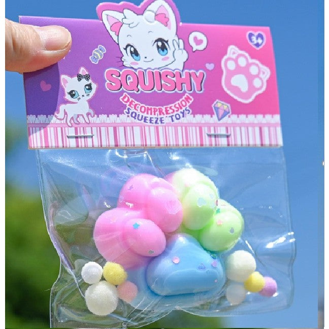 Jucarie Antistres Squishy, Labuta de Pisica Pufoasa, Revenire Lenta pentru Terapie Senzoriala, Material TPR, 7.5 cm, Multicolor