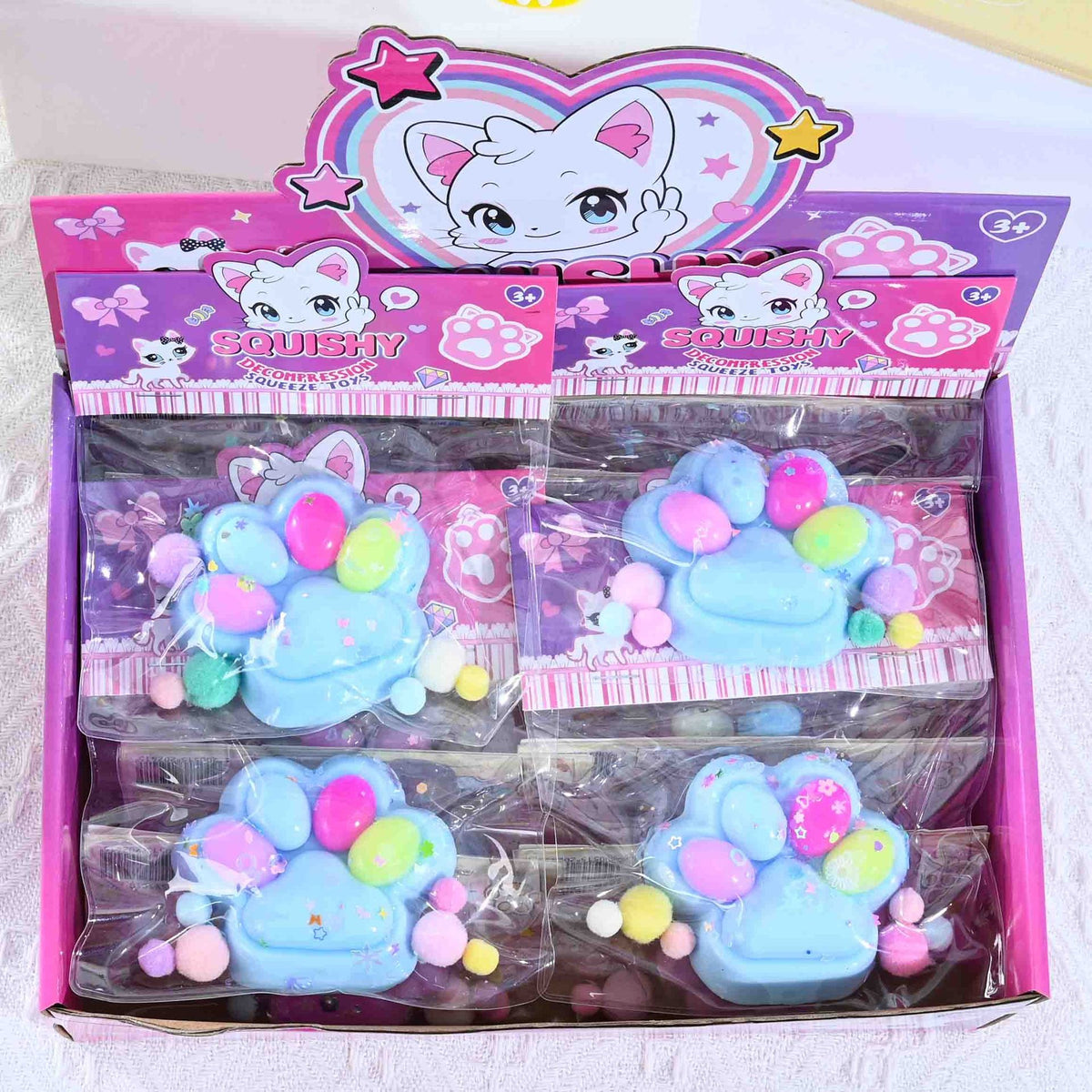 Jucarie Antistres Squishy, Labuta de Pisica Pufoasa cu Revenire Lenta, Material TPR Moale, 7.5 x 8.5 cm, Multicolor