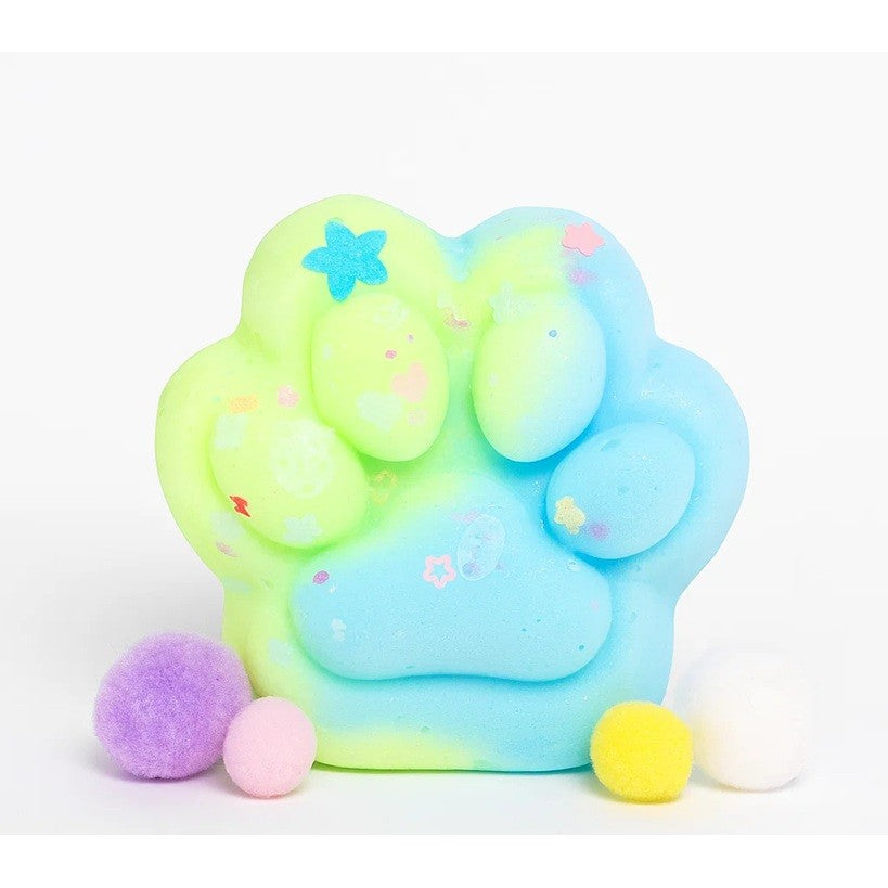 Jucarie Antistres Squishy, Labuta de Pisica Pufoasa cu Revenire Lenta, Material TPR Moale, 7.5 x 8.5 cm, Multicolor