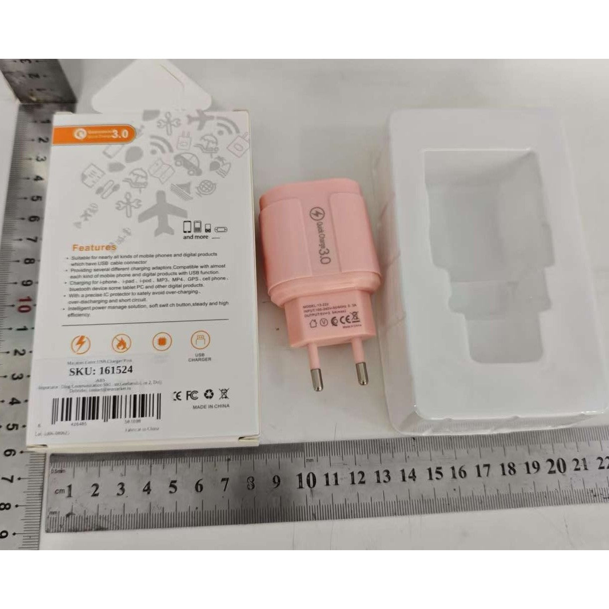 Încărcător Rapid Wall Charger, 3 Porturi USB, Tehnologie QC 3.0, Putere 18W, Protecție Supraîncălzire, Material ABS, Gama Macarons, Roz